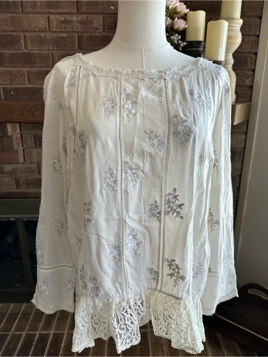 Sundance Tops - Sundance White Floral Embroidered Lace Hem Peasant Blouse Top Size PM Petite Med